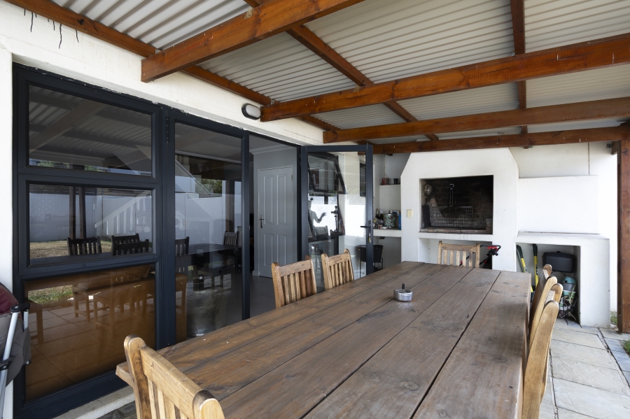 3 Bedroom Property for Sale in Kelderhof Country Village Western Cape